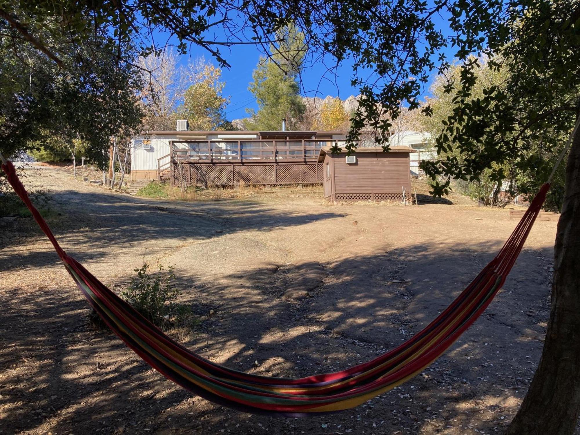 Holiday home Shirley Creek Retreat: A Mountain Oasis *